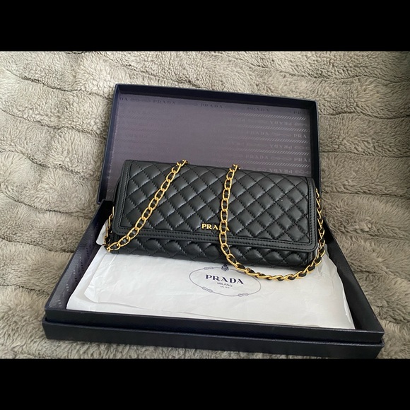 Black quilted Prada wallet on gold/black chain - Picture 1 of 9